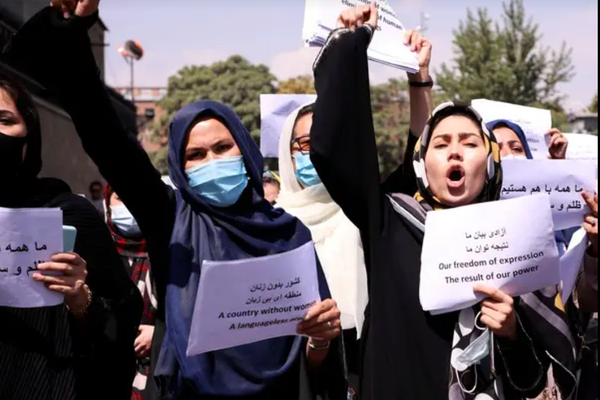 HRW Urges Afghan War Commission To Examine US Role on Women’s Rights