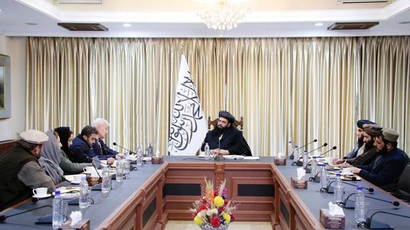 به رغم دستور رهبر طالبان؛ کبیر همچنان در قصر سپیدار کار میکند