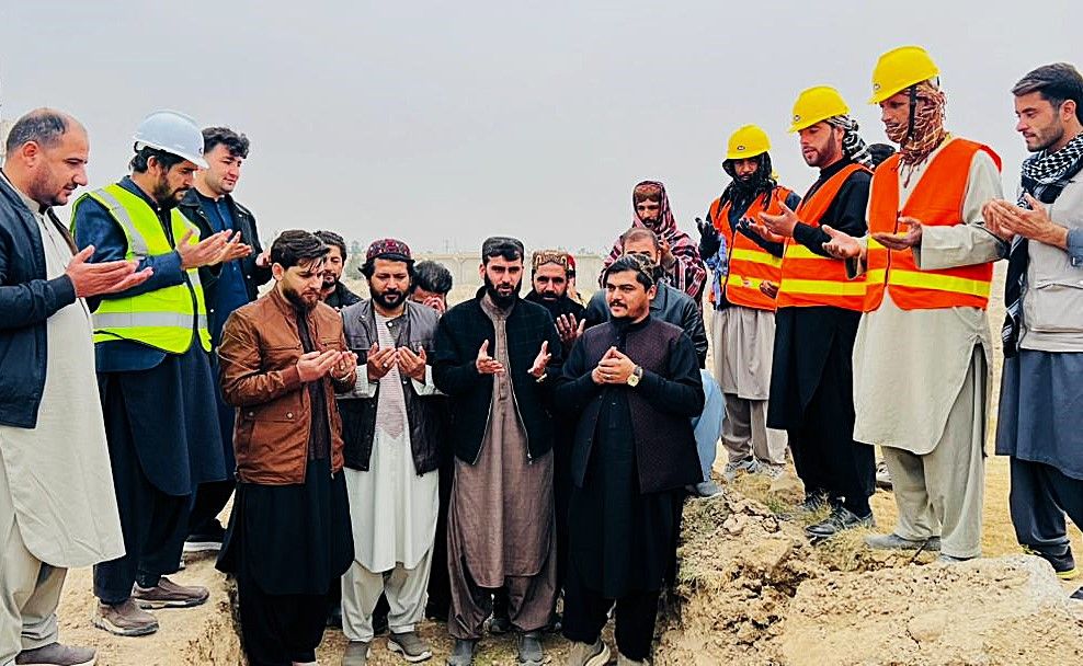 آغاز کار ساخت ورزشگاه کریکت ولایت بلخ با هزینه چهار و نیم میلیون افغانی