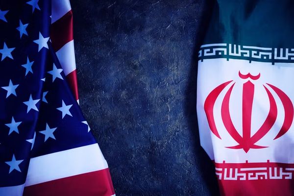 په ایران کې شاوخوا ۴ امریکايي وګړي نیول شوي دي