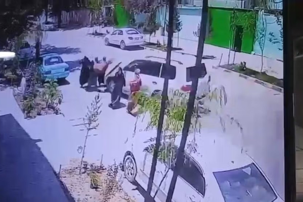المركبة التي دهست مجموعة من الفتيات في كابل تعود إلى مسؤول في طالبان