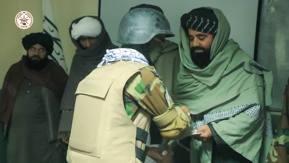 طالبان خپلو سرتېرو ته: هېچاته اجازه مه‌ورکوئ چې سرحدونو او ځکمنۍ بشپړتیا ته بد نظر ولري