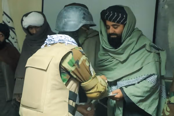 طالبان خپلو سرتېرو ته: هېچاته اجازه مهورکوئ چې سرحدونو او ځکمنۍ بشپړتیا ته بد نظر ولري