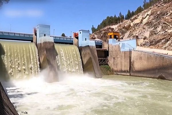 طالبان ادعا کوي چې د اوبو مدیریت پنځه کلن پلان کې لوی بندونه، په پام کې نیول شوي