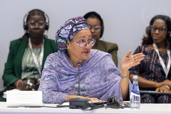 امنه محمد: هېوادونه باید د افغان ښځو د وضعیت په اړه چوپ پاتې نهشي