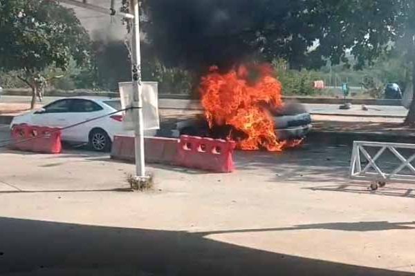 په اسلاماباد کې ځانمرګي برید ۱۲ کسان وژلي او ۲۰ نور ټپیان دي