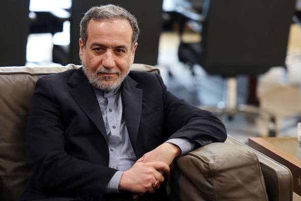 عباس عراقچی «اخراج» دیپلوماتهای ایرانی از امریکا را رد کرد