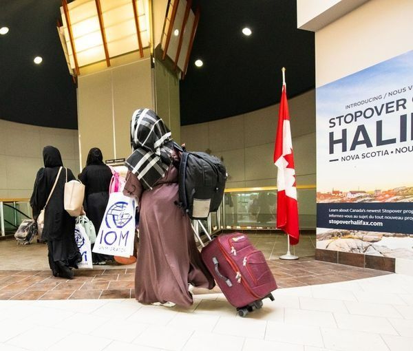 وزیر مهاجرت کانادا: ۱۹۲ پناهجوی افغان از امارات به کانادا منتقل شدند