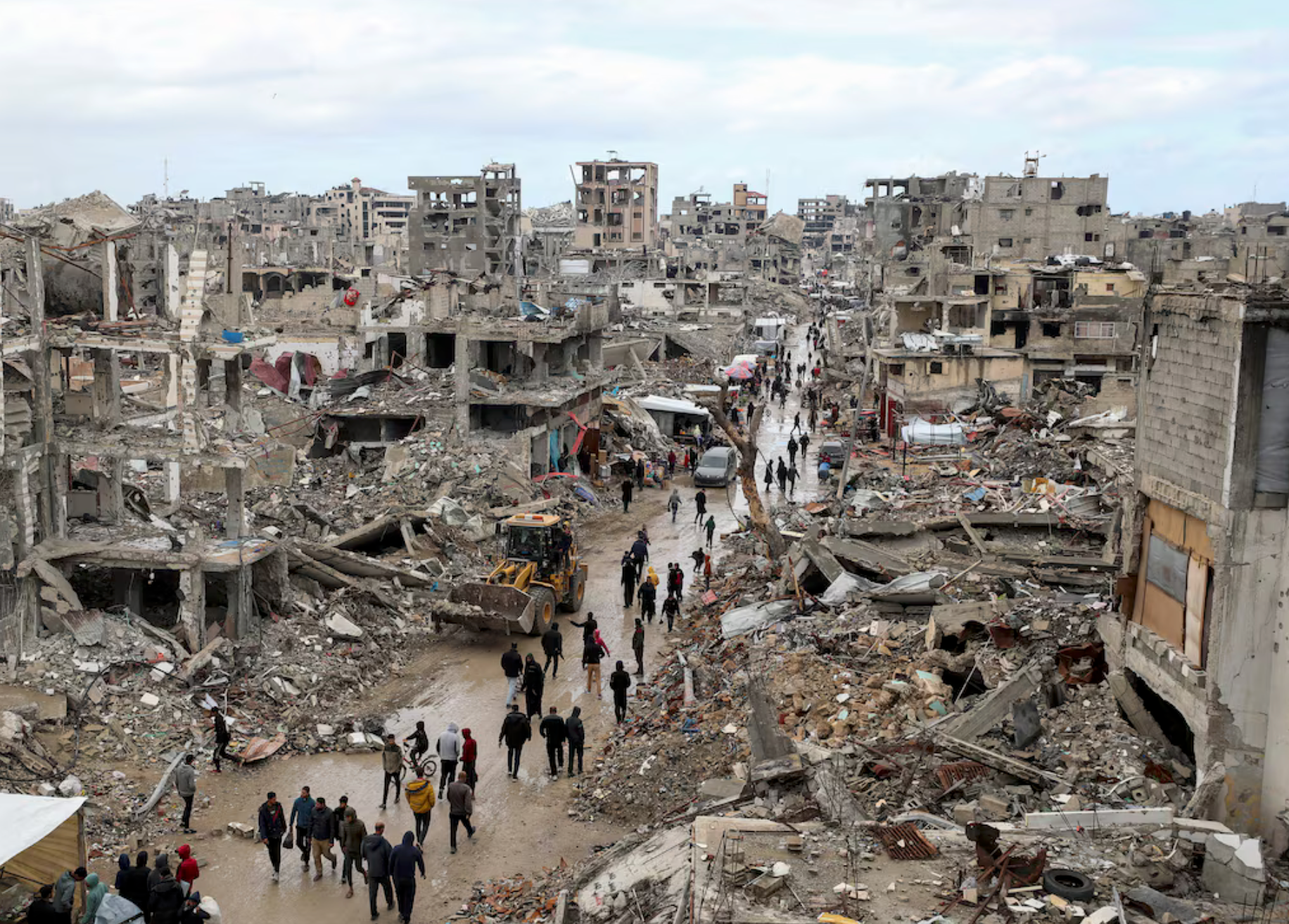 په غزه کې د یو ښوونځي څنګ ته د اسراییل هوایي برید کې ۱۰ کسان وژل شوي