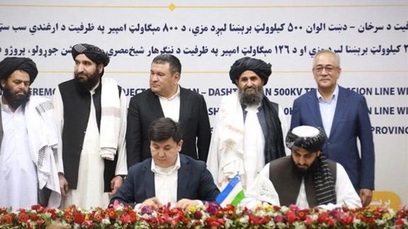 طالبان از امضای قرارداد چهار پروژه برق با اوزبیکستان خبر داد
