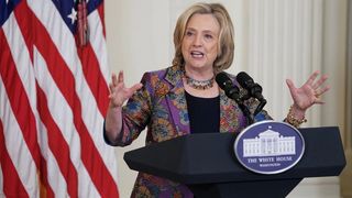 روایت هیلاری کلینتون از سقوط؛ 'امریکا به وعدههایش در قبال زنان افغانستان عمل نکرد'