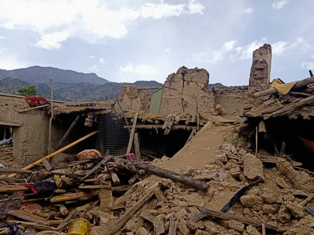 رئیس شفاخانه‌ای در پکتیکا تلفات زلزله در شمال‌شرق افغانستان را به "سونامی" تشبیه کرد