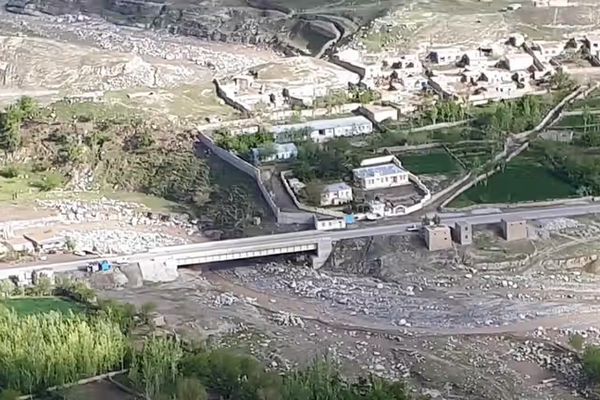په بدخشان کې د ناپېژاندو وسلهوالو په ډزو دوه کسان وژل شوي