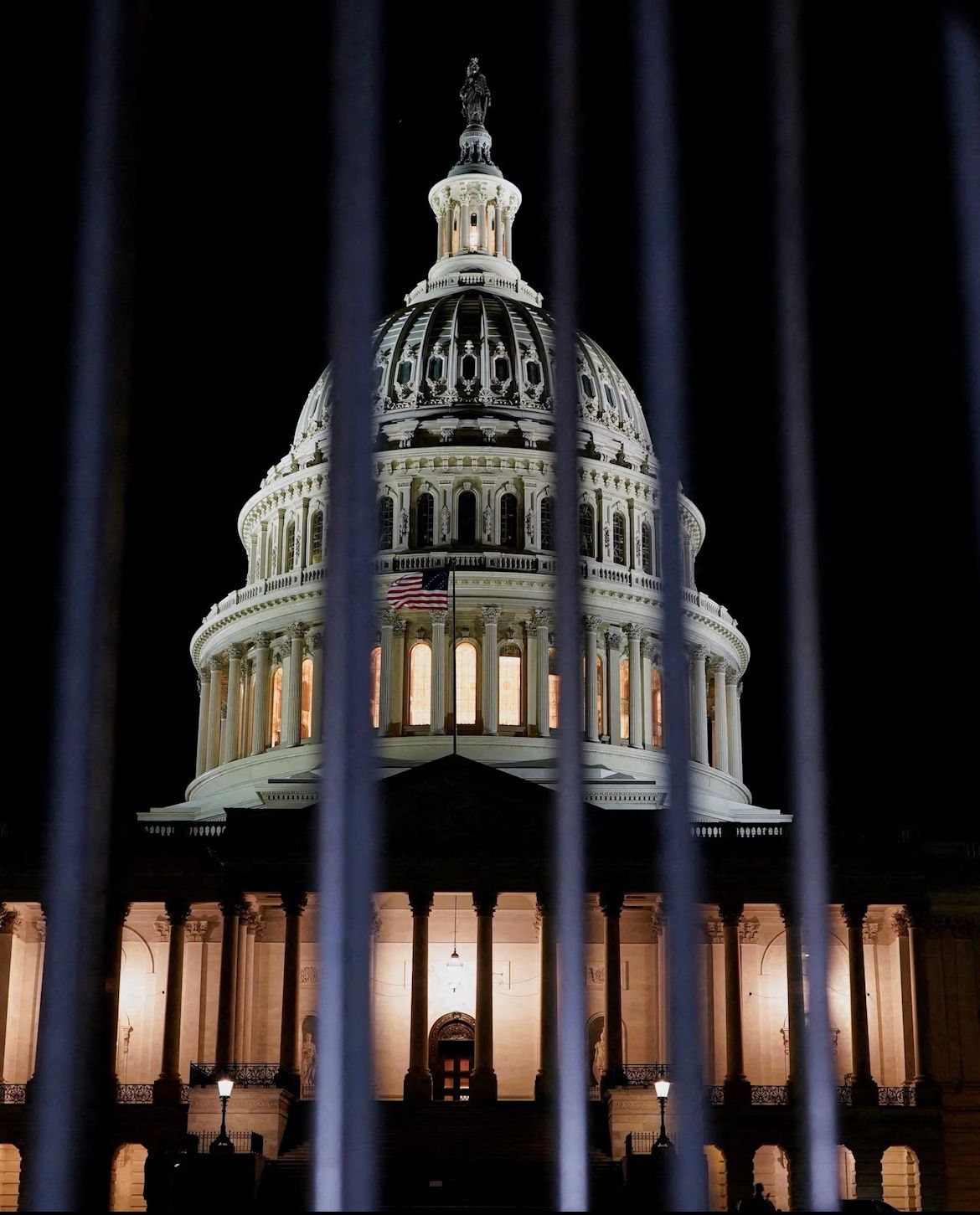 د امریکا په تاریخ کې دا دویم ځل دی چې فډرالي حکومت یې د اوږدې مودې لپاره بند پاتې دی 