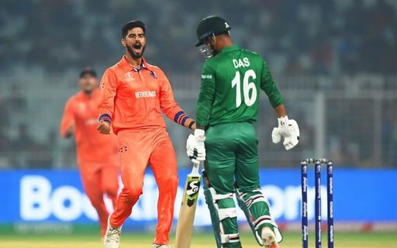 هالنډ په کرېکټ نړیوال جام کې بنګله دېش ته په ۸۷ منډو ماته ور کړه