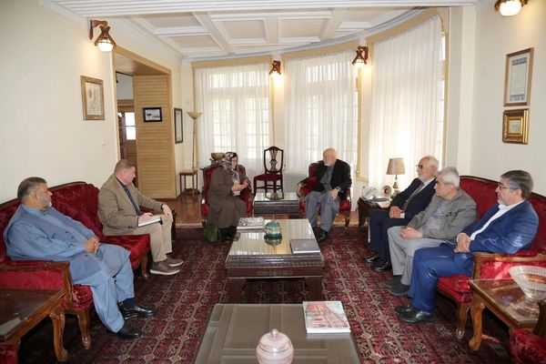 حامد کرزی: منع آموزش و کار زنان، بزرگترین مانع در برابر پیشرفت افغانستان است