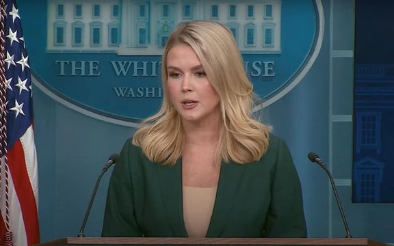 کاخ سفید مسئولیتناپذیری بایدن در قبال خروج فاجعهبار از افغانستان را 'نفرتانگیز' خواند