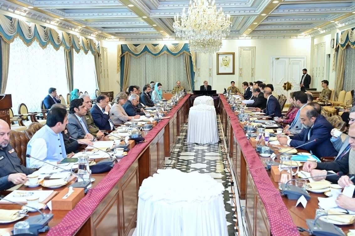 حکومت پاکستان در نشست فوق‌العاده تصمیم گرفت همه افغان‌های بدون مدرک را اخراج کند