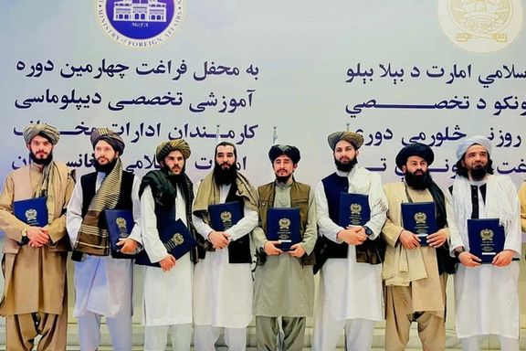 د طالبانو د ډيپلوماسۍ انسټیټیوټ ۱۷۱ طالبانو ته د فراغت سندونه ور کړل