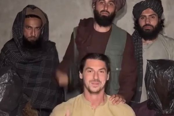 طالبان افغانستان د بهرنيو سېلانيانو لپاره د یوه امن هېواد په توګه انځوروي