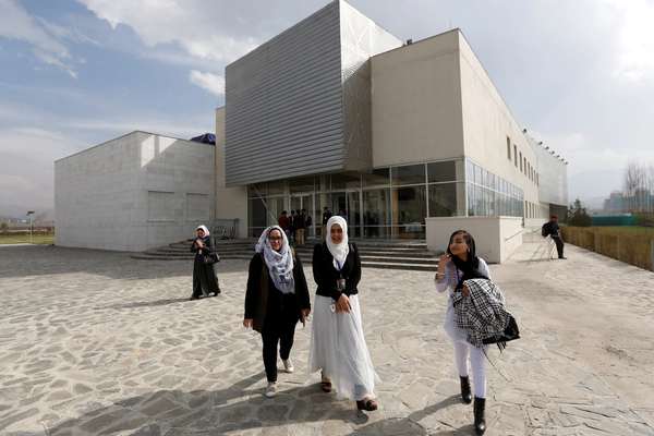 طالبان نام دانشگاه سابق امریکایی افغانستان را تغییر داده است