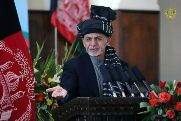 پخواني ولسمشر ته پرانیستیلیک؛ د پوهنتون یوه استاد له اشرف غني غوښتي بېرته کابل ته ستون شي