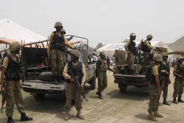 ارتش پاکستان: ۱۲ تروریست در ایالت بلوچستان کشته شدند