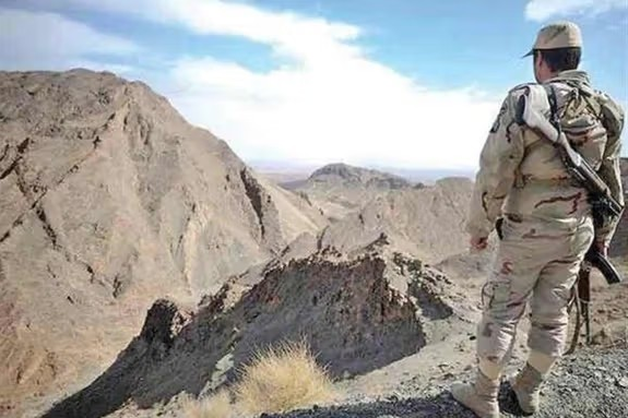 حالوش: د ایراني پوله ساتو ځواکونو په ډزو کې یو ۲۷ کلن افغان وژل شوی