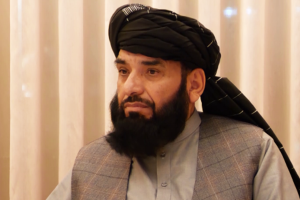 طالبان: مناقشة توسيع الصادرات والاستثمار مع رجال أعمال أفغان في الدوحة