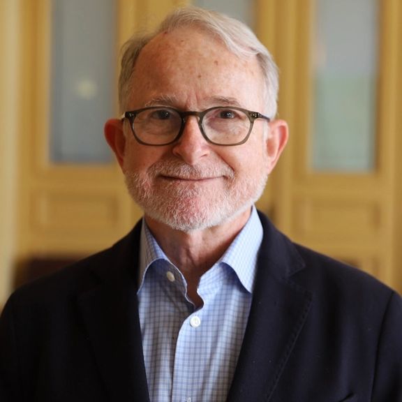 بېنېټ د پاکستان بریدونو کې د افغان ملکي وګړو او ماشومانو پر وژل کېدو خواشیني څرګنده کړه