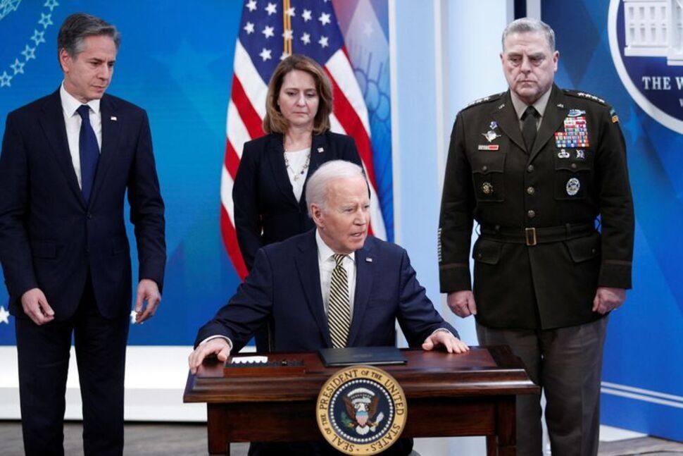 دو مقام پیشین امریکایی: امریکا باید از طریق عمل و نه گفتار بر طالبان فشار وارد کند