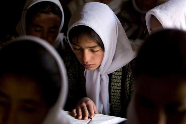 روز جهانی والدین؛ اتحادیه اروپا از حق آموزش کودکان در افغانستان حمایت کرد