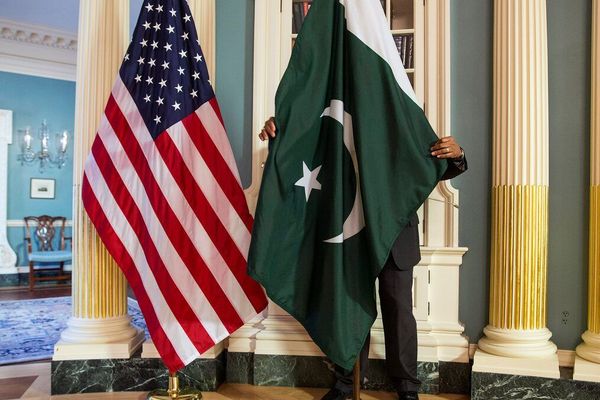 پاکستان و امریکا همکاریهای دوجانبه در بخش مدیریت مرزی را تقویت میکنند