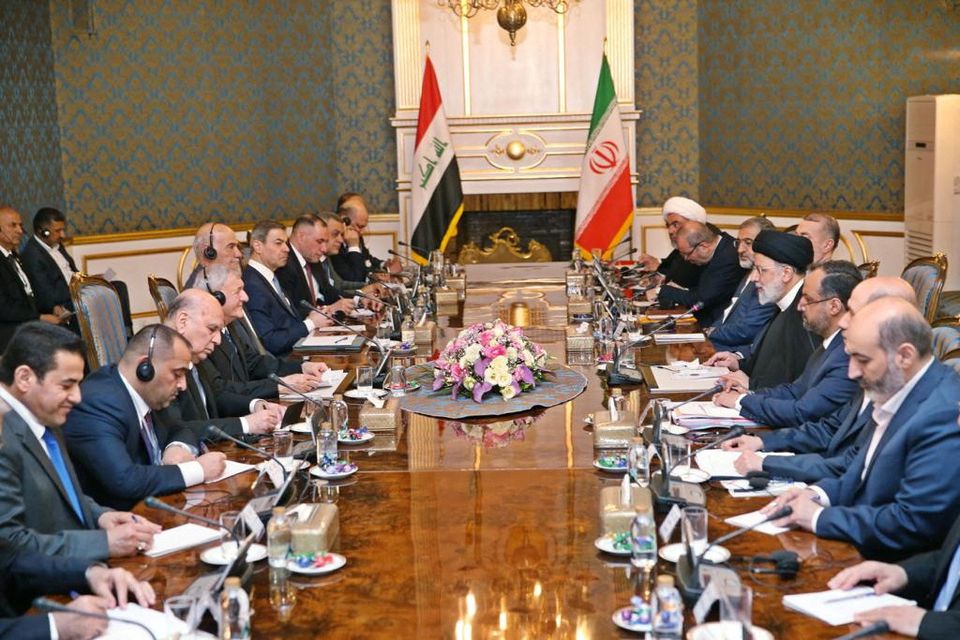 علی خامنه‌ای به عبدالطیف رشید: حتا یک امریکایی هم در عراق زیاد است