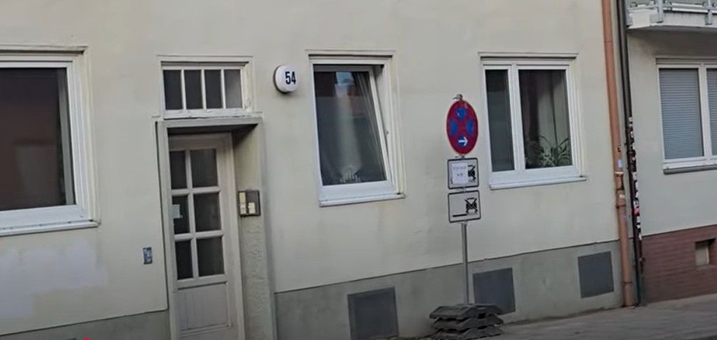 ساختمان مشهور پنجاه و چهار که سالانه شماری از آلمانی ها را جذب خود می‌کند