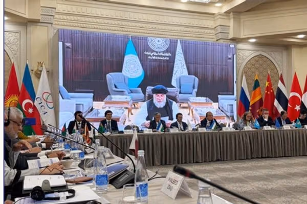 سری گفتوگوهای نشست ترمذ با حضور مقامهای طالبان برگزار شد