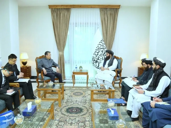 Chinese Envoy in Kabul Urges Taliban & Pak To Resolve Immigrants Issue
