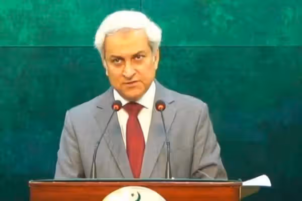 پاکستان د ۱۶۰۰۰ افغان کډوالو د استوګنې موده وغځوله