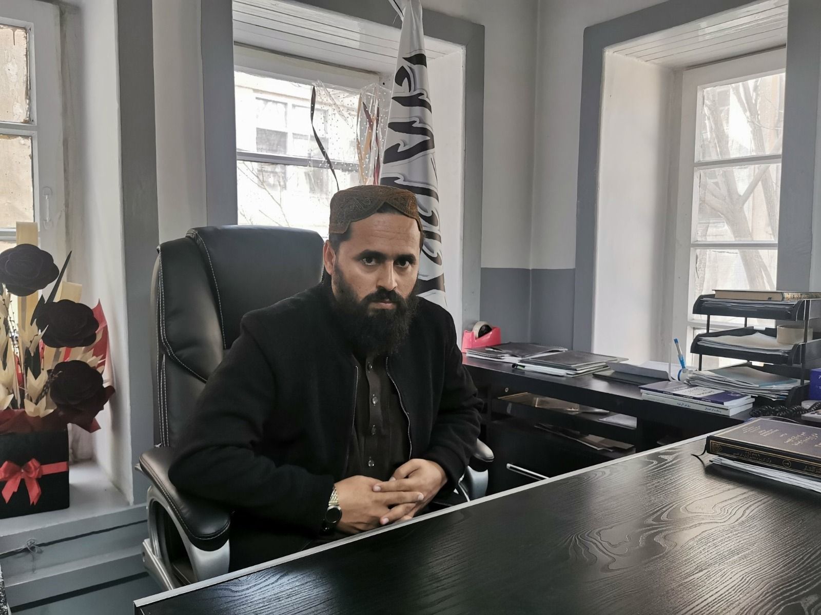 مقام طالبان: اگر صورت زن پوشیده نباشد، ارزش خود را از دست می‌دهد 