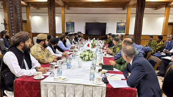 هیئت طالبان برای گفتوگو درباره مسائل مرزی به تاجیکستان رفت