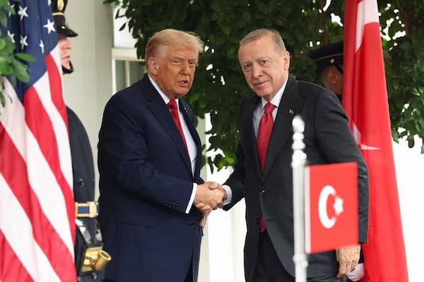 اردوغان به ترامپ: از تلاشهای صلح حمایت میکنیم اما اسرائیل باید حملات خود را متوقف کند