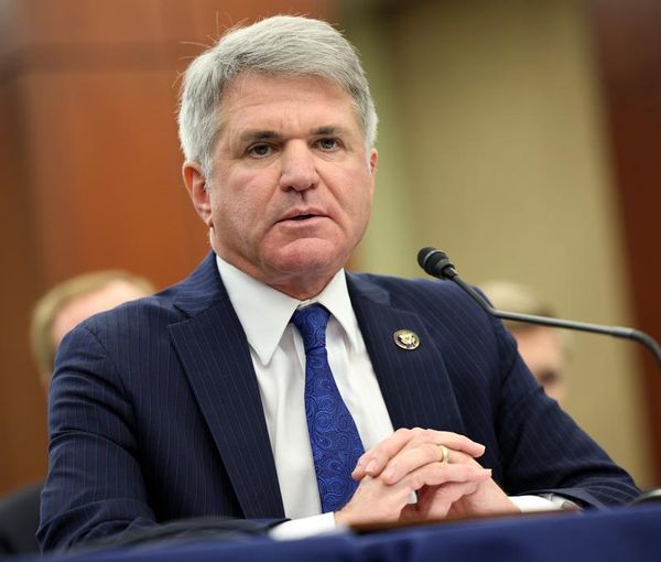 رئيس کمیته خارجی کانگرس امریکا از تلاش‌ مخالفان طالبان علیه مظالم این گروه ستایش کرد