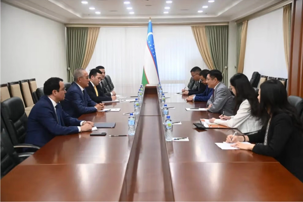 China, Uzbekistan Envoys Discuss Coordination On Afghanistan