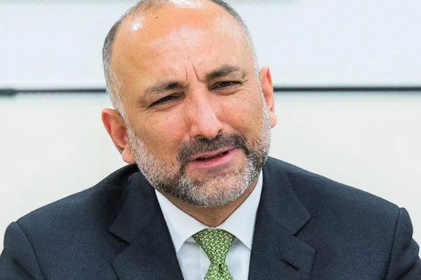 Former Afghan FM Expresses Readiness to Cooperate with Taliban Regarding Migrants
