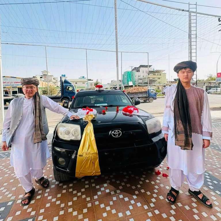 پدر قندهاری دختر ۱۷ ساله‌اش را به نکاح یک مرد چینی درآورد