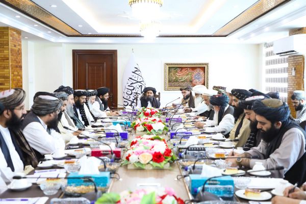 طالبان له زر مینځونکو شرکتونو د ثابتې مالیې په توګه ۱۰ او ۱۵ ګرامه سره زر اخلي
