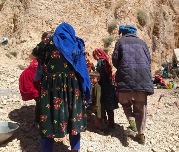 گروهی از زنان خواهان ارسال کمک بشردوستانه فوری به آوارگان جنگ در بلخاب، اندراب و پنجشیر شد