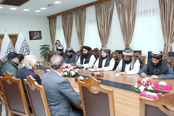 مقام وزارت خارجه طالبان میگوید امریکا و طالبان از فضای جنگی عبور میکنند