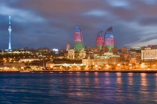 هفدهمین اجلاس سران اکو در آذربایجان برگزار میشود