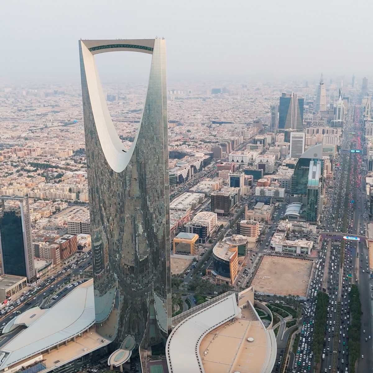 د سعودي په ریاض کې د داعش پر ضد د نړۍوال اېتلاف د سیاسي مشرانو غونډه شوې